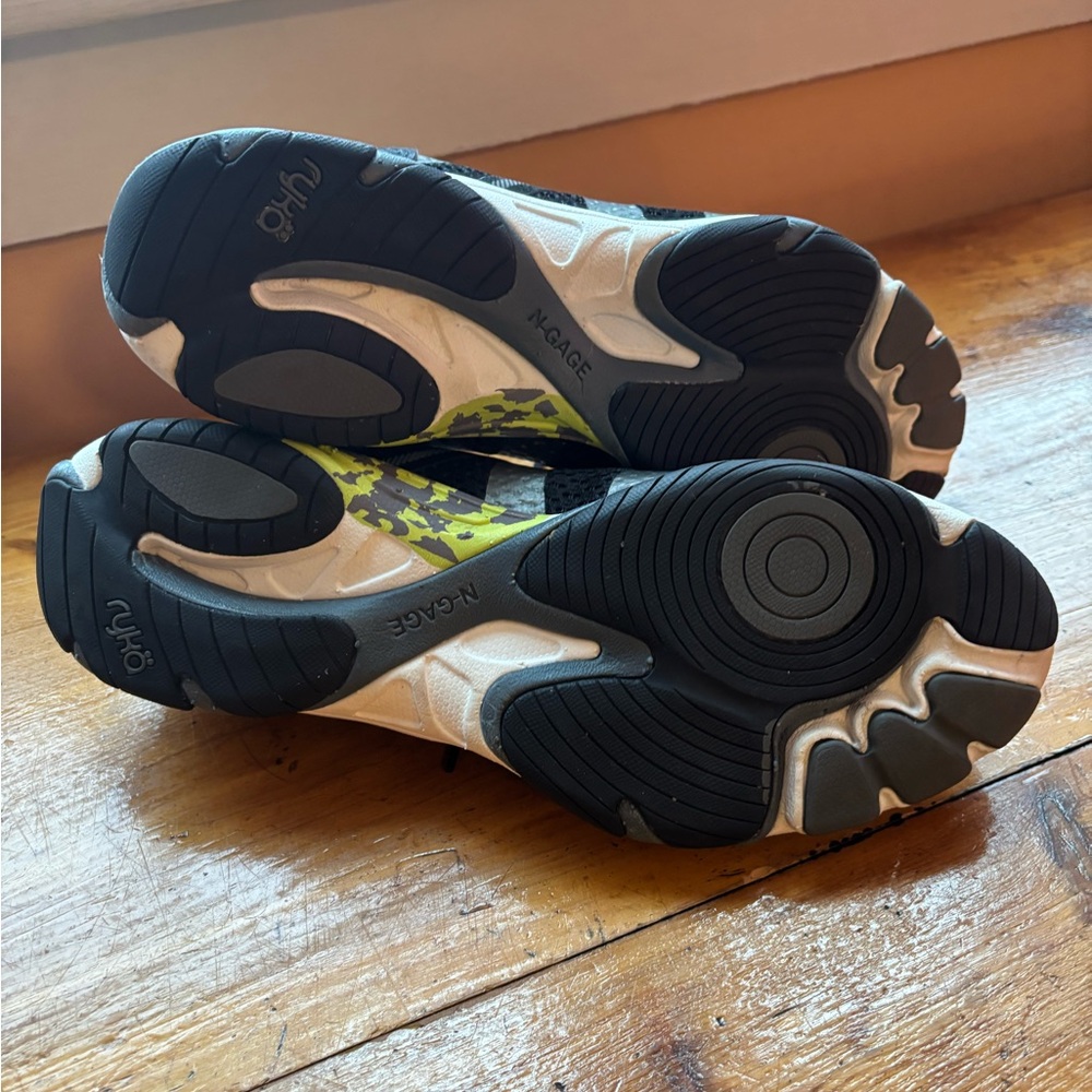 Ryka Influence Cross-Trainers - Picture 3 of 5